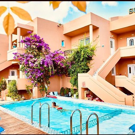 Solon Apartments Máleme Luaran gambar